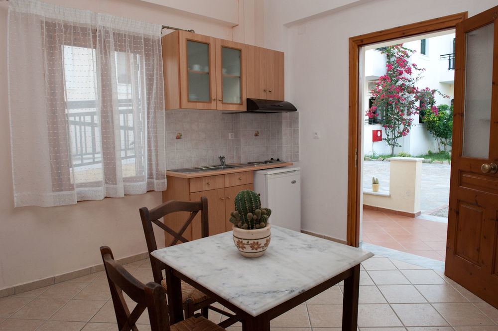 So Aparthotel 3*